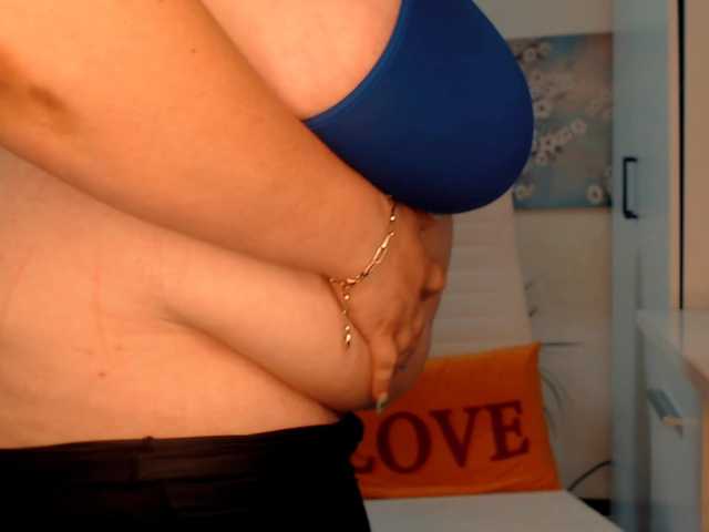 LexyDevine webcam