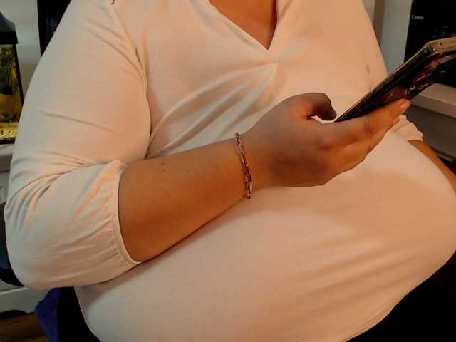 Mayabigtitss, en vivo ahora en BongaCams