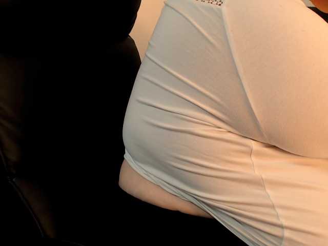 Mayabigtitss, en vivo ahora en BongaCams