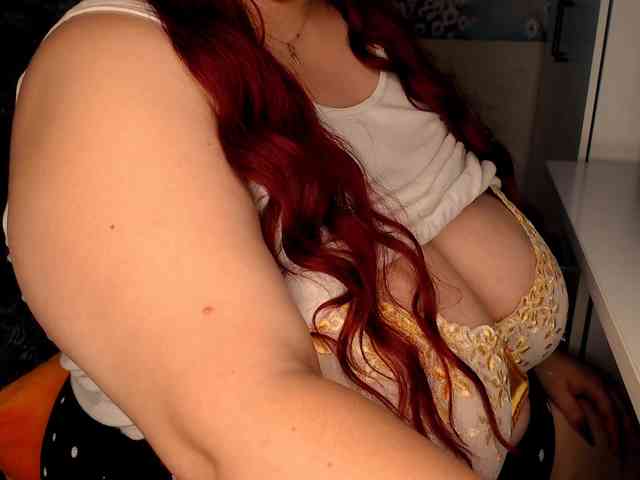 LexyDevine webcam