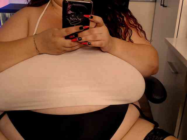 LexyDevine webcam