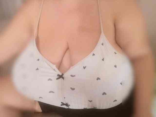 LexyDevine webcam
