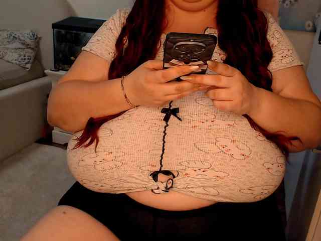 LexyDevine webcam