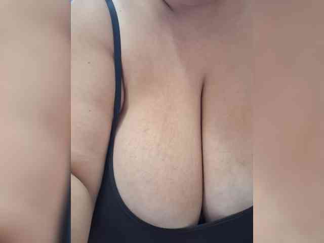 LexyDevine webcam