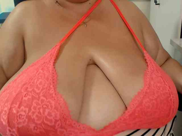 LexyDevine webcam