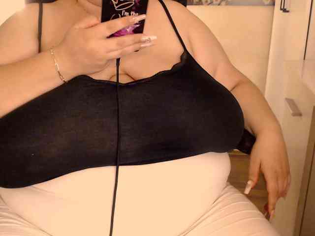LexyDevine webcam