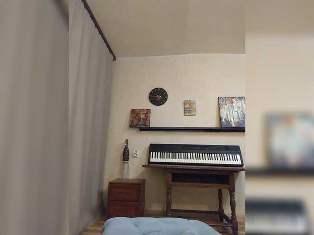 SandraMay10 live cam