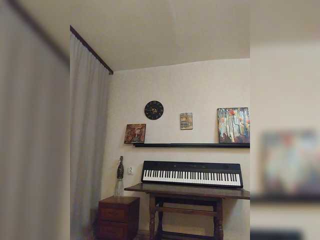 SandraMay10 live cam