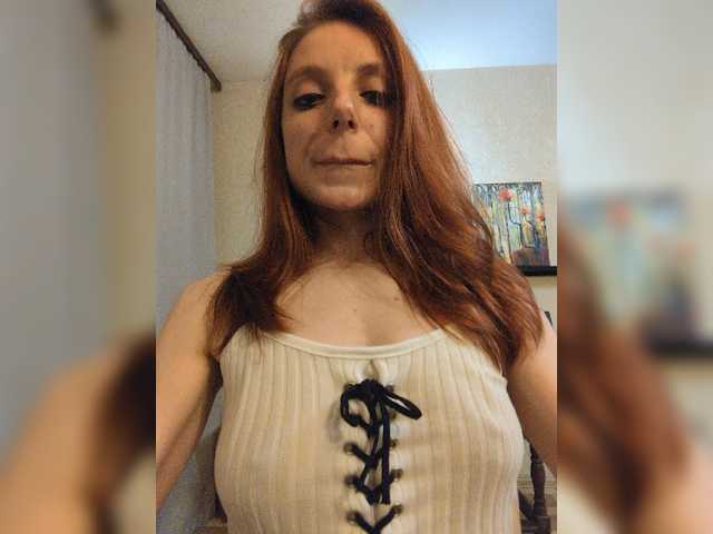 SandraMay10 live cam