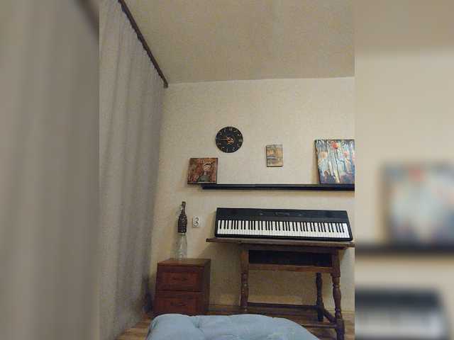 SandraMay10 live cam