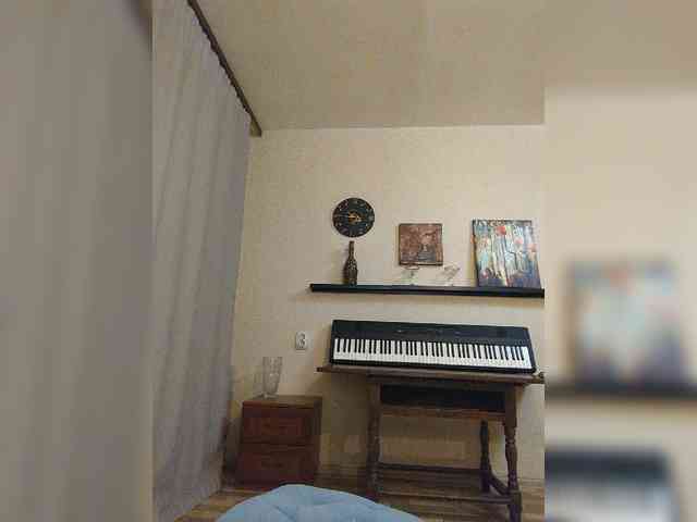 Sandra_May webcam
