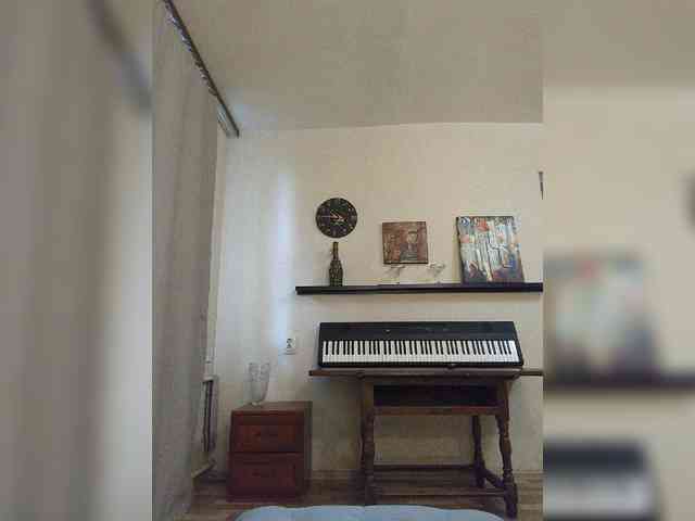 Sandra_May webcam