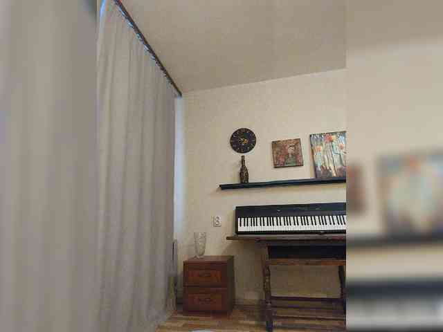 Sandra_May webcam
