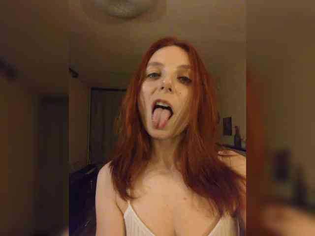 Sandra_May webcam