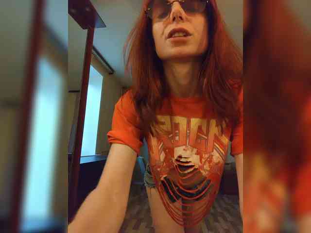 Sandra_May webcam