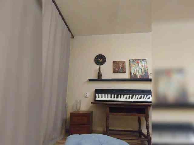 Sandra_May webcam