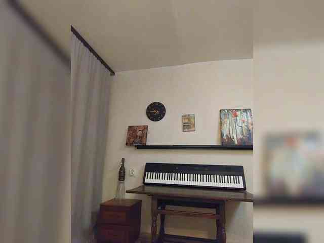 Sandra_May webcam