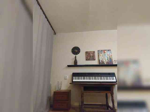 Sandra_May webcam