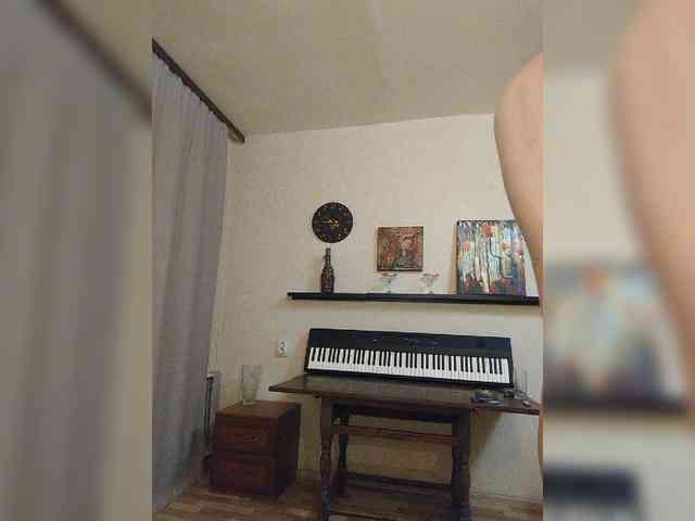 Sandra_May webcam
