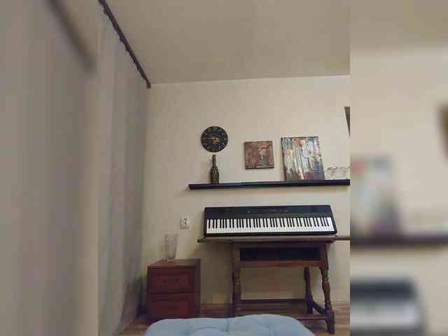 Sandra_May webcam