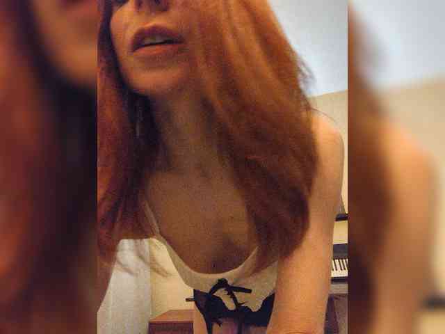 Sandra_May webcam