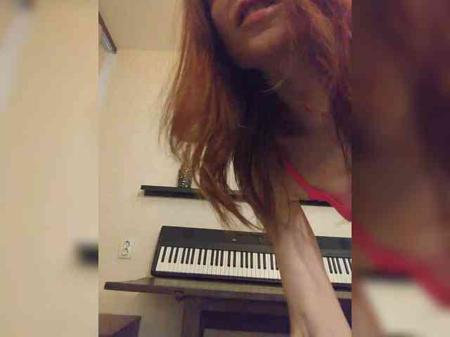 Sandra_May webcam