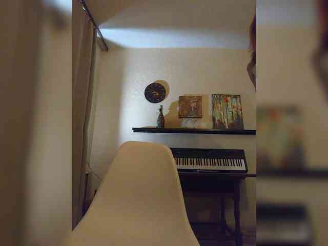 Sandra_May webcam