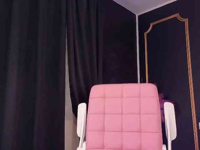 DeeaDiamond1 webcam