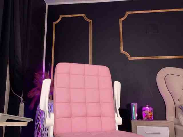 Modella: DeeaDiamond1