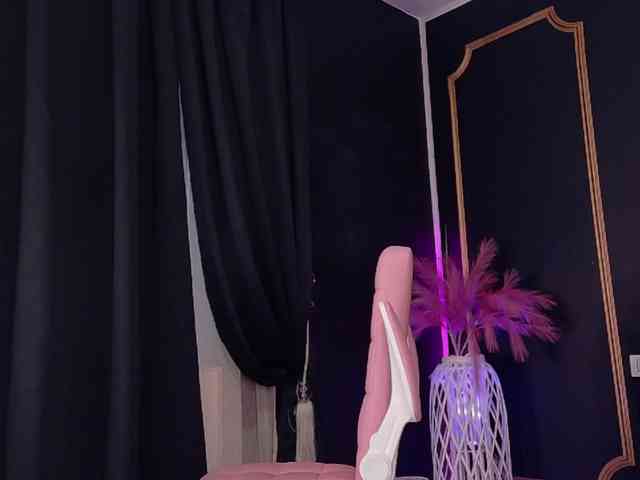 Modella: DeeaDiamond1