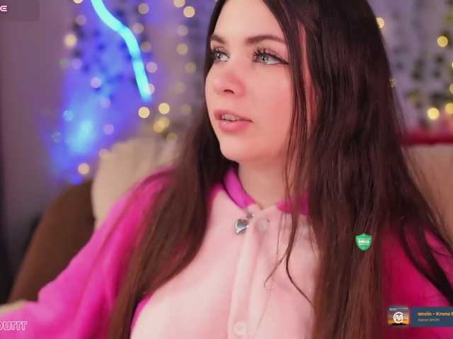 sweet-cupcake live cam on BongaCams