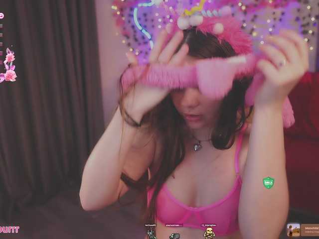 sweet-cupcake live cam on BongaCams