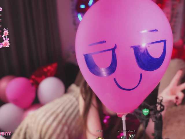 sweet-cupcake live cam on BongaCams