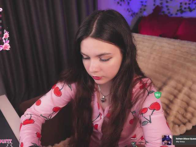 sweet-cupcake live cam on BongaCams