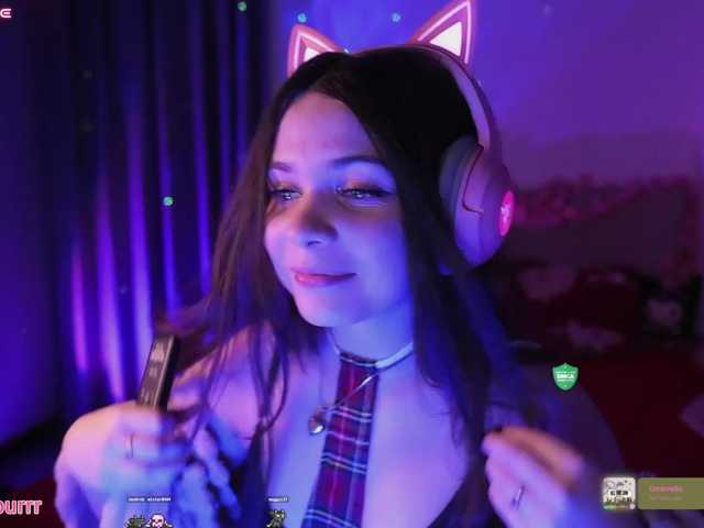 sweet-cupcake live cam on BongaCams
