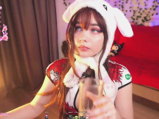 sweet-cupcake live cam on BongaCams
