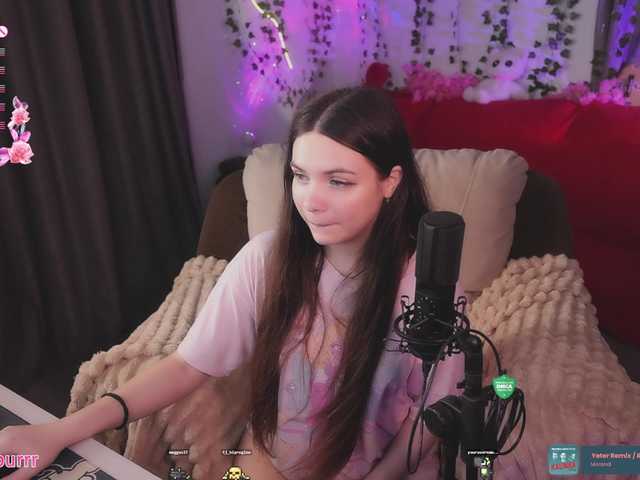 sweet-cupcake live cam on BongaCams