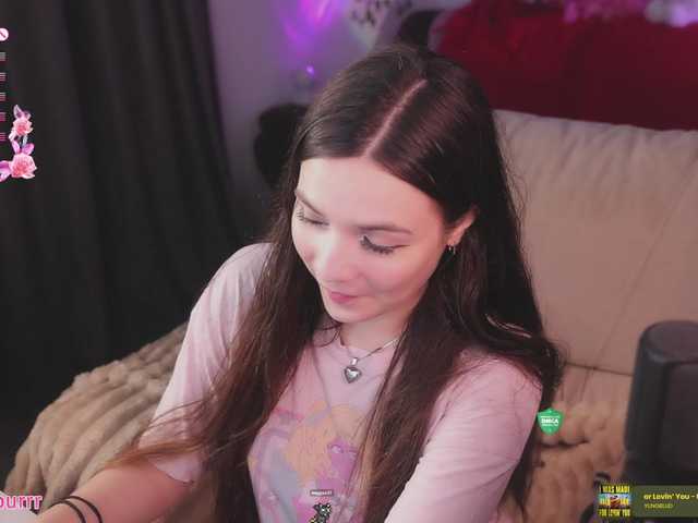 sweet-cupcake live cam on BongaCams