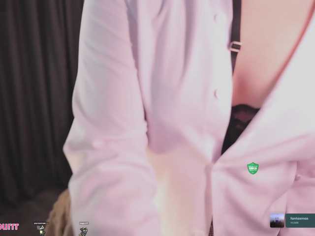 sweet-cupcake live cam on BongaCams