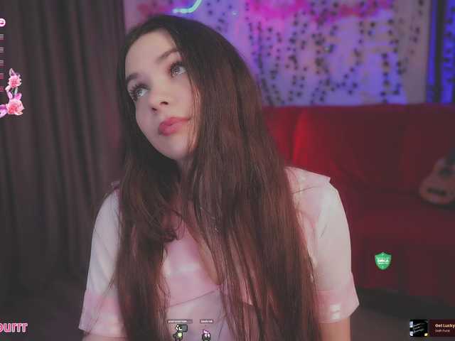 sweet-cupcake live cam on BongaCams