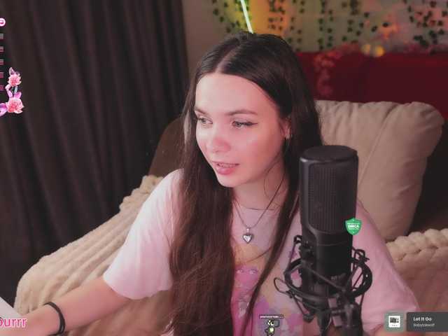 sweet-cupcake live cam on BongaCams