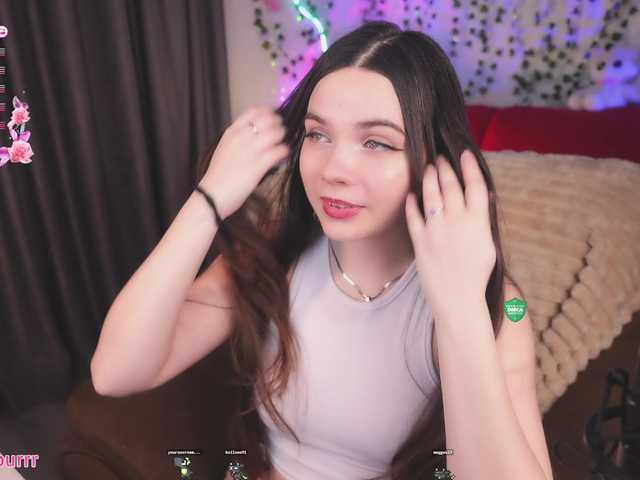sweet-cupcake live cam on BongaCams