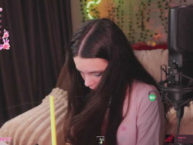 sweet-cupcake live cam on BongaCams
