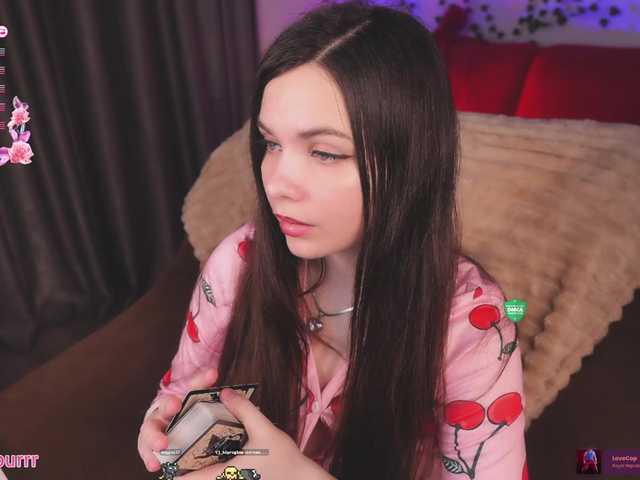 sweet-cupcake live cam on BongaCams