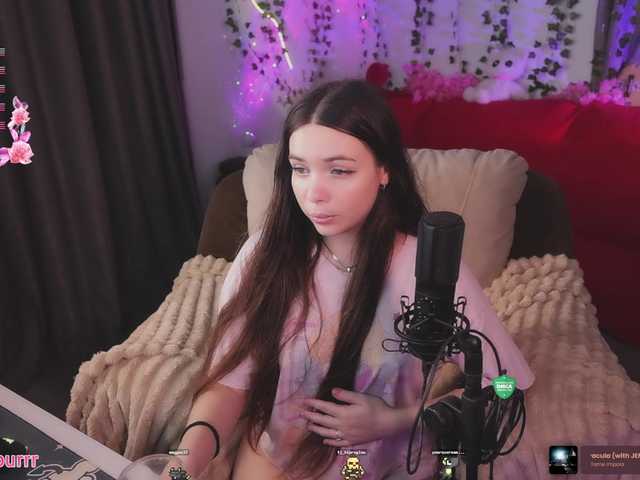 sweet-cupcake live cam on BongaCams
