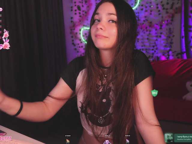 sweet-cupcake live cam on BongaCams