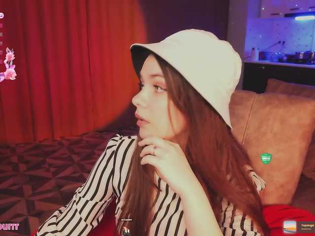 sweet-cupcake's BongaCams show and profile