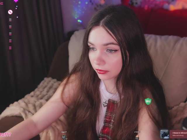 sweet-cupcake live cam on BongaCams