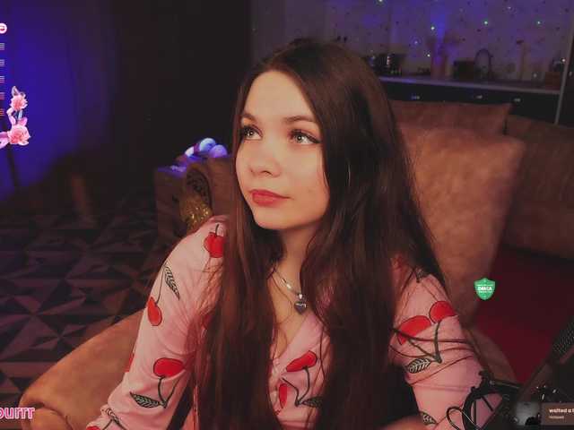 sweet-cupcake's BongaCams show and profile