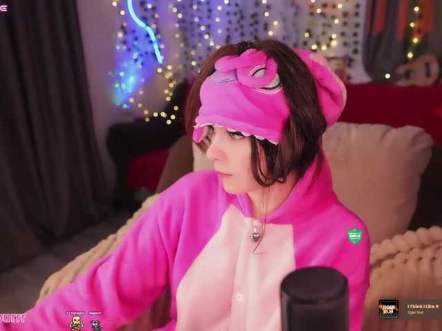 sweet-cupcake live cam on BongaCams